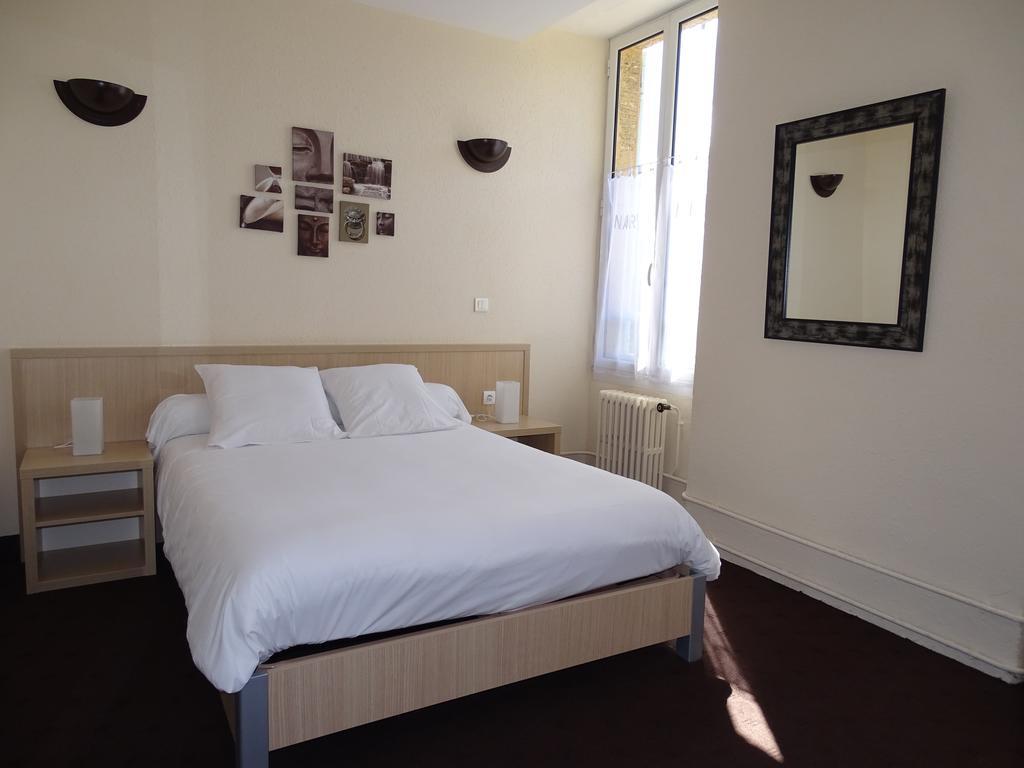 Hotel Restaurant Du Commerce Estang Екстер'єр фото