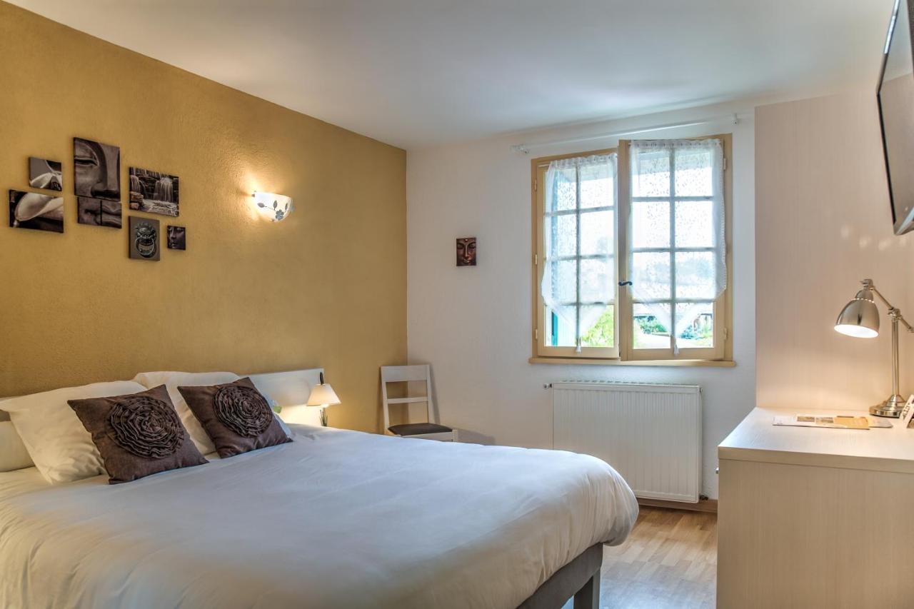 Hotel Restaurant Du Commerce Estang Екстер'єр фото